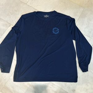 Men’s XL Vineyard Vines performance LS tee
